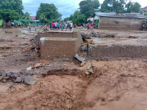 Ít nhất 87 người thiệt mạng do lũ quét và lở đất ở Indonesia và Đông Timor