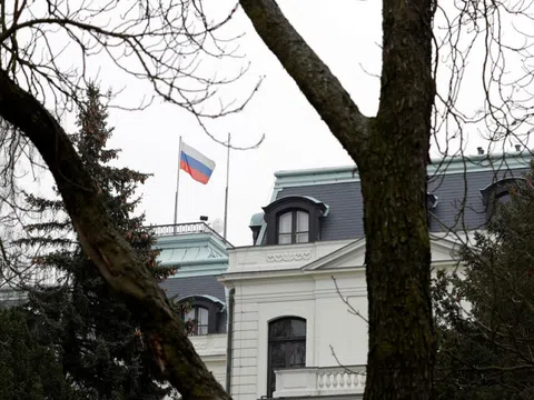 Cộng hòa Séc tuyên bố trục xuất 18 nhà ngoại giao Nga