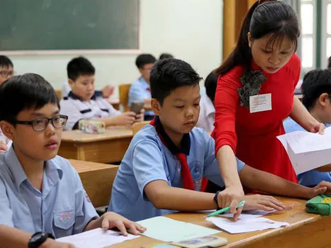 Hà Nội dừng tuyển sinh lớp 6 chương trình song bằng năm học 2021 – 2022
