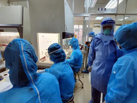 Hà Nội: Phát hiện ca dương tính SARS-CoV-2 phức tạp, là bác sĩ làm ở bệnh viện ở tuyến Trung ương
