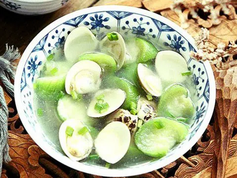 Canh mướp nấu ngao thanh mát cho ngày hè