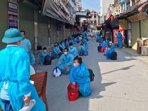 Di chuyển 2.800 công nhân ở trọ ra khỏi ổ dịch Bắc Giang