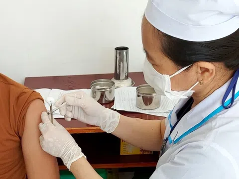 Bình Thuận: Một cán bộ tử vong sau tiêm vaccine Covid-19, nghi ngờ do nhồi máu cơ tim