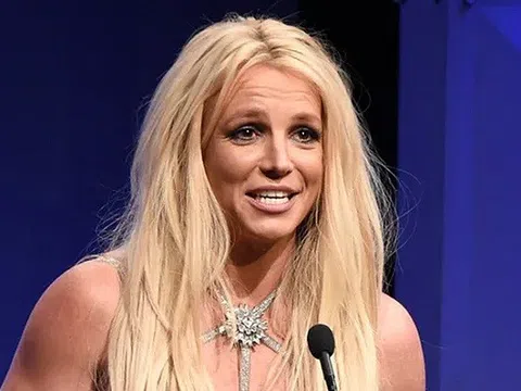 Britney Spears tiết lộ về 13 năm "nô lệ": Bị ép biểu diễn, mất hết quyền riêng tư, cưỡng chế đặt vòng tránh thai