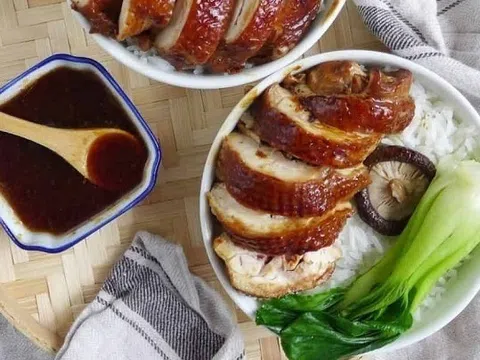Thử làm gà sốt xì dầu ngon 'cuốn lưỡi, nồi cơm trong nháy mắt đã 'sạch bay'