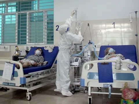 Bộ Y tế quyết định chuyển 2.000 máy thở vào TP.HCM