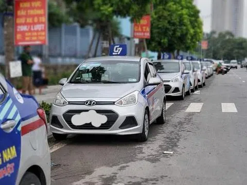 Hà Nội dừng hoạt động xe taxi, xe khách liên tỉnh trong những ngày giãn cách xã hội