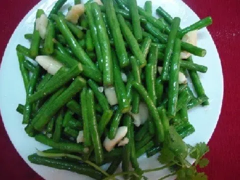 Xào đậu đũa chỉ cần thêm bước này đảm bảo đỗ giòn, ngon và xanh mướt