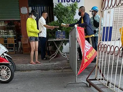 Hà Nội: Bí thư phường bị xử phạt vì ra đường không đeo khẩu trang