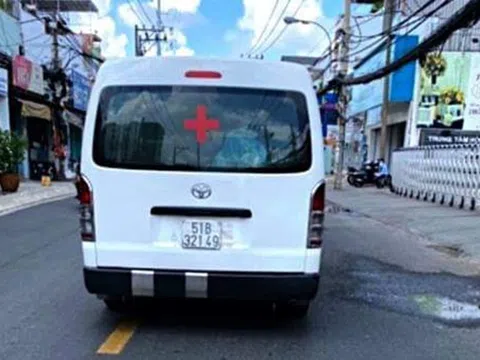Làm rõ vụ tài xế dùng xe cứu thương giả "chặt chém" người bệnh giữa đại dịch COVID-19