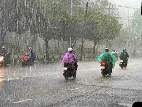 Dự báo thời tiết 8/9: Hà Nội mưa rất to, khả năng xảy ra lốc, sét