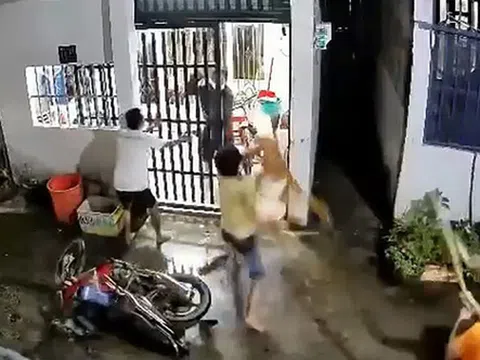 Điều tra vụ hai vợ chồng đang ăn cơm trong nhà bất ngờ bị tấn công tử vong