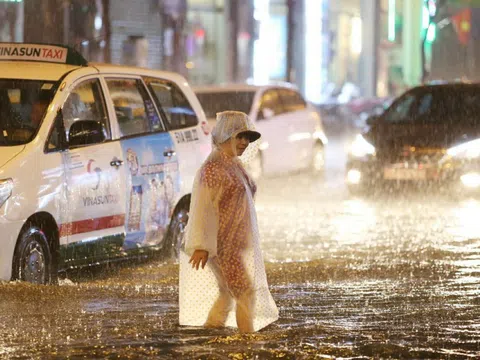 Dự báo thời tiết 14/10: Hà Nội mưa như trút nước, nhiệt độ thấp nhất 20 độ C