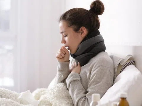 Bị ho đến mất ngủ, F0 phải làm sao?