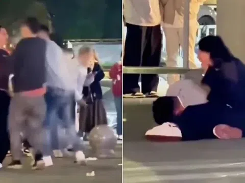 Chồng dắt nhân tình nam đi dạo phố bị vợ tóm sống, sự thật phía sau gây tranh cãi nảy lửa