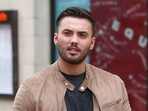 Ngôi sao truyền hình thực tế qua đời ở tuổi 33, thi thể được tìm thấy dưới mương nước