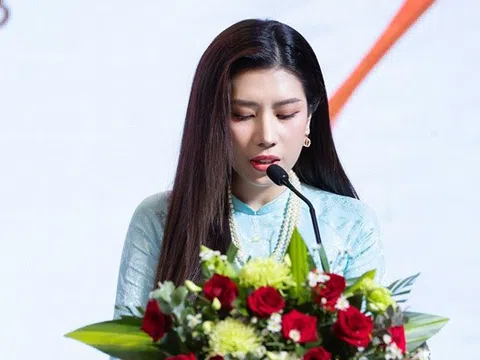 Dương Yến Nhung nền nã trong tà áo dài làm đại sứ hoạt động thiện nguyện