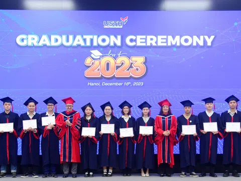 Lễ trao bằng tốt nghiệp tiến sĩ, thạc sĩ và cử nhân năm 2023