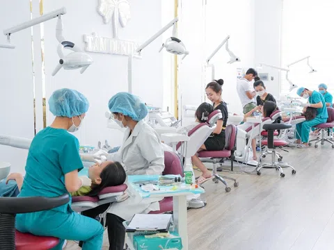 Cảnh báo nha tặc núp bóng phòng khám: Người mất răng, kẻ mất tiền