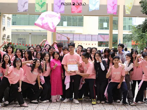 “Flashmob Day”: Sắc màu và năng lượng tuổi trẻ tại Chuyên Sư phạm
