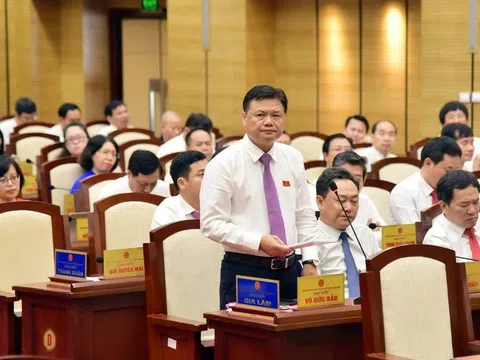 Trưởng Ban tổ chức Thành uỷ Hà Nội nghi ngờ lời hứa về dự án chậm tiến độ