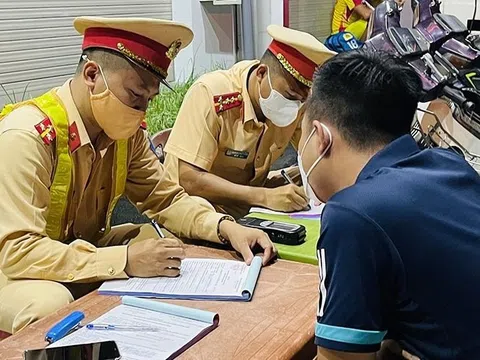 Hà Tĩnh: Vi phạm nồng độ cồn, nam tài xế bị xử phạt 17 triệu đồng