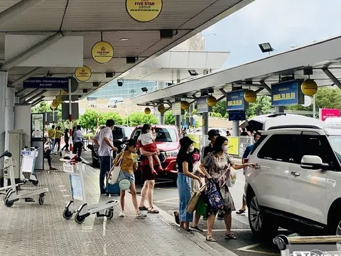 Nghiên cứu thu phí không dừng với phương tiện ra, vào sân bay