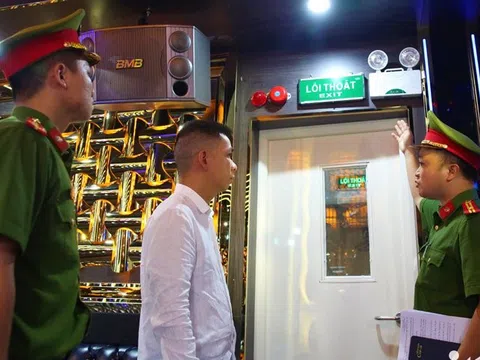 Hà Nội: Tháo dỡ triệt để 40 phòng karaoke không đạt chuẩn ở Hoàn Kiếm