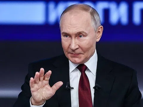 Tổng thống Putin tự tin thách thức phương Tây "đấu tay đôi" với tên lửa siêu thanh Oreshnik