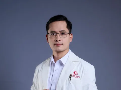 Bác sĩ Đình Dương: “Không có ca mũi đẹp nếu phải đánh đổi bằng rủi ro”