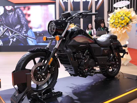 Đội hình xe phân khối lớn xuất hiện tại Vietnam Motor Show 2024 đốn tim "tín đồ" tốc độ