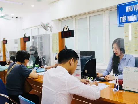 Đề xuất cải thiện chính sách trợ cấp thất nghiệp đảm bảo đời sống cho người lao động