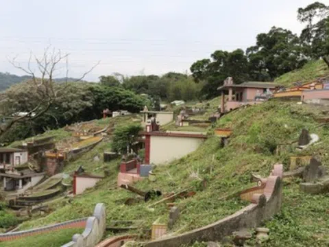 Mở quan tài sau 60 năm, cả gia đình 'chết lặng' khi thi thể vẫn nguyên vẹn: Hé lộ điều đáng sợ phía sau