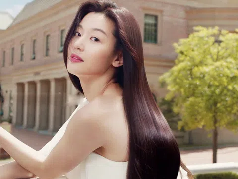 Jeon Ji Hyun bị đồn ly hôn vì chồng ngoại tình