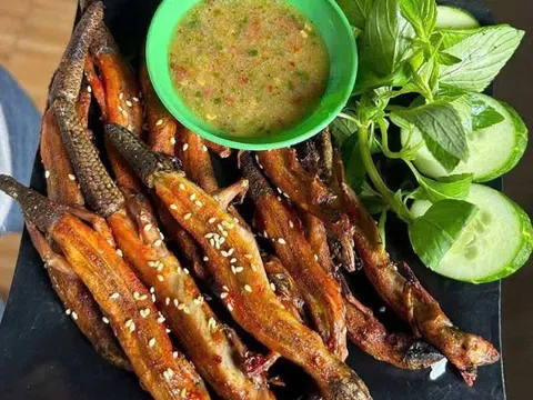 “Con vật 4 chân từng khiến nhiều người giật mình” hóa đặc sản miền Tây: Giá tới 350.000 đồng/kg, nhà hàng săn lùng