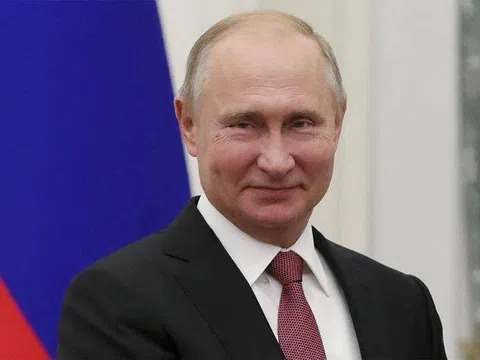 TT Putin tự tin về thứ sẽ giúp Nga “thống trị thế giới” và UAV lạ