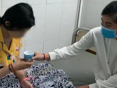 Vụ nữ sinh lớp 10 nghi tự tử để phản đối việc bị xử phạt: Hậu quả của giáo dục thiếu tình người