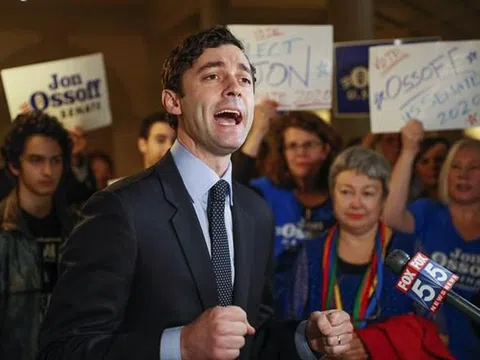 Đảng Dân chủ giành chiến thắng đầu tiên ở Georgia, kiểm soát được Thượng viện
