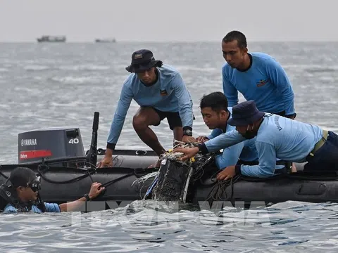 Vụ máy bay Indonesia gặp nạn: Đã xác định được vị trí hộp đen
