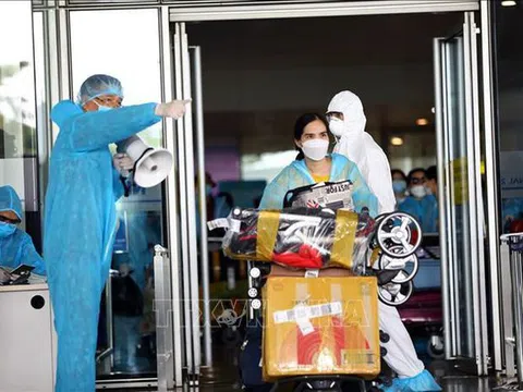 Khẩn trương xét nghiệm virus SARS-CoV-2 cho toàn bộ nhân viên sân bay Cần Thơ
