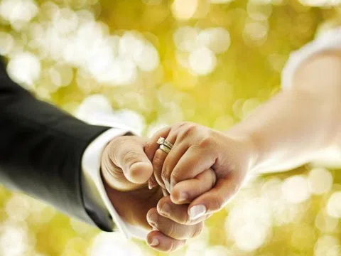 Để đăng ký kết hôn với một người đã ly dị, cần chuẩn bị những thủ tục gì?