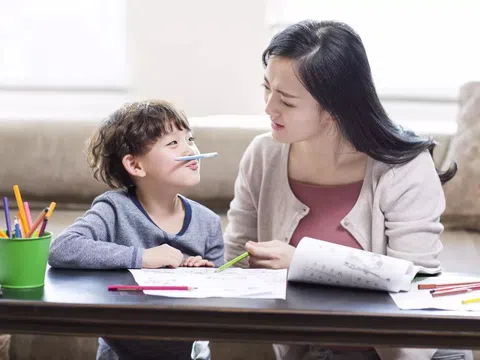 'Phát hỏa' vì con không tập trung học bài, bố mẹ áp dụng ngay các chiêu này