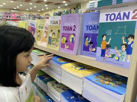 Ai định giá sách giáo khoa?