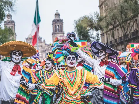 Độc đáo lễ hội nhảy múa tưởng nhớ người đã khuất ở Mexico