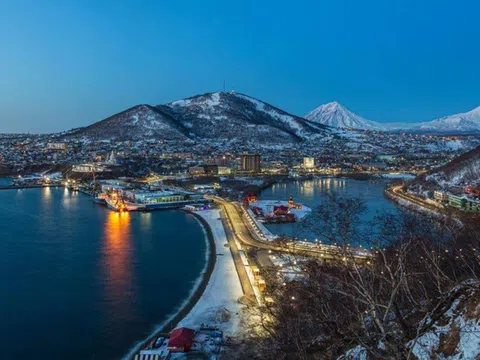 Cận cảnh vẻ đẹp hút hồn của bán đảo Kamchatka huyền bí ở Nga