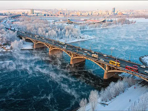 Video: Nhìn ngắm thành phố lạnh âm 30 độ C ở Nga