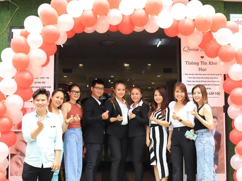Mừng khai trương Queen Beauty House