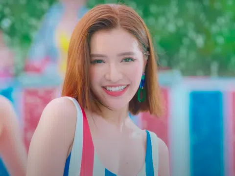 Bích Phương khuấy động đường đua âm nhạc mùa hè với teaser 'nóng bỏng mắt'