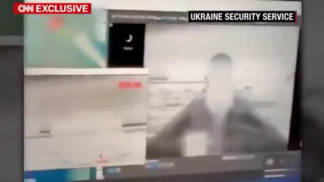 Video: Khoảnh khắc xuồng không người lái Ukraine lao vào trụ cầu Crimea