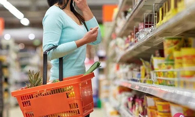Đi siêu thị mua sắm theo 4 cách này tưởng tiết kiệm hóa ra là lãng phí cả đống tiền, chị em cần thay đổi ngay